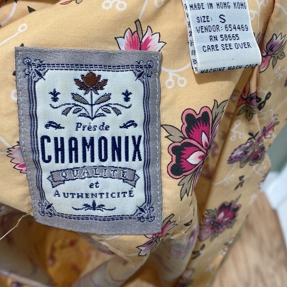 Chamonix Yellow French floral sleeveless button down small - Picture 5 of 6